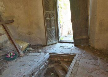 Фото усипальниці. Дримба