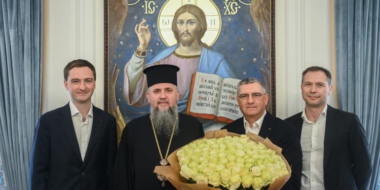 Підписання меморандуму. Фото ПЦУ