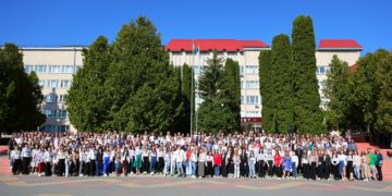 Випускники ТНПУ можуть отримати грошову допомогу