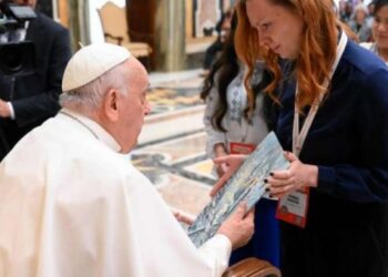 Вероніка Дякович на аудієнції в Папи Франциска