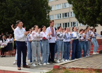 72 студенти стажуватимуться у міській раді