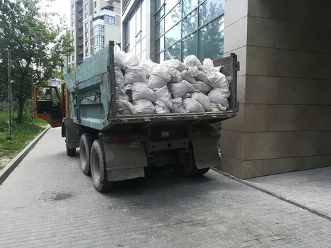 Все, що треба знати про вивезення будівельного сміття