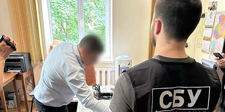 Затримання хабарника. Фото Нацполіція