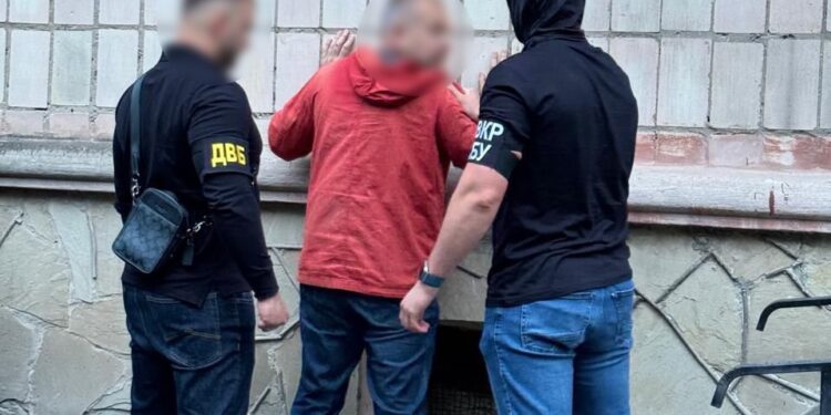 Затримання підозрюваного. Фото Нацполіції