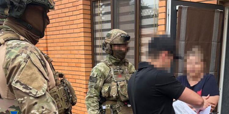 Затримання підозрюваних. Фото СБУ