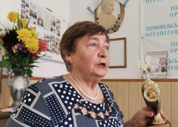 Ніна Фіалко