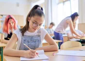 НМТ. Фото зі сторінки Департаменту освіти і науки ТОВА