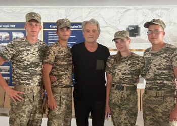 Віктор Ющенко зі студентами