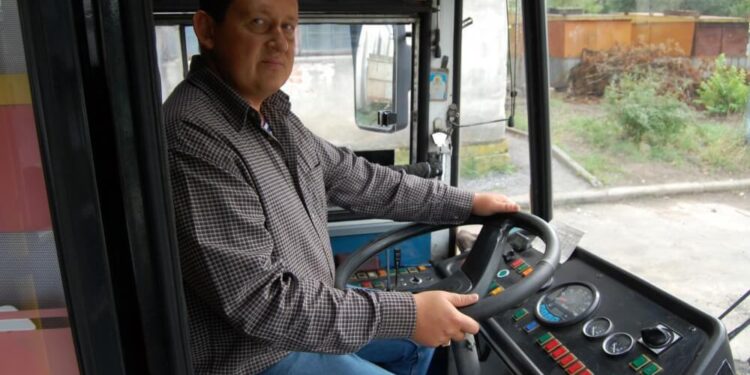 У Тернополі через мобілізацію критично не вистачає водіїв громадського транспорту