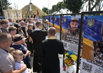 Алея Героїв