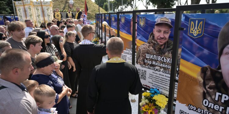 Алея Героїв