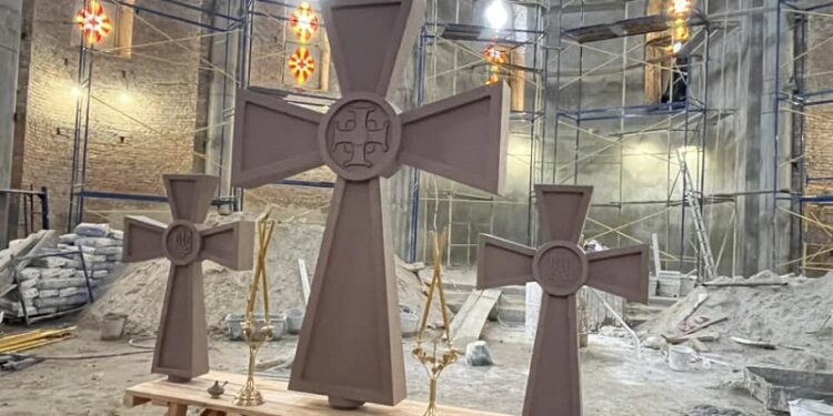 Накупольні хрести