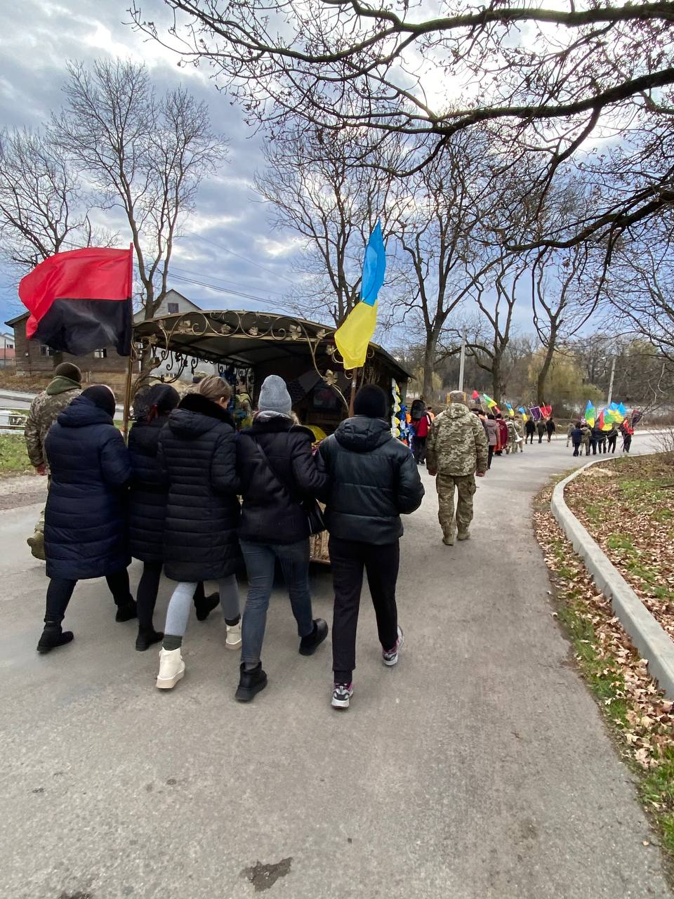 Тернопільщина попрощалася з Героєм Сергієм Мельничком