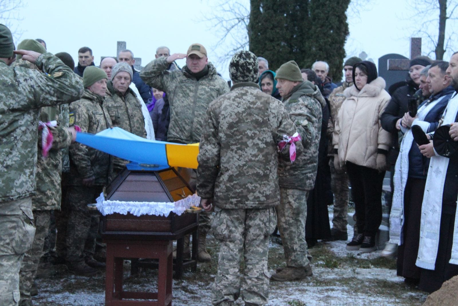 Тернопільщина прощалася із захисником Дмитром Самосюком