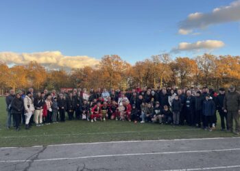 Мешканці громади після нагородження