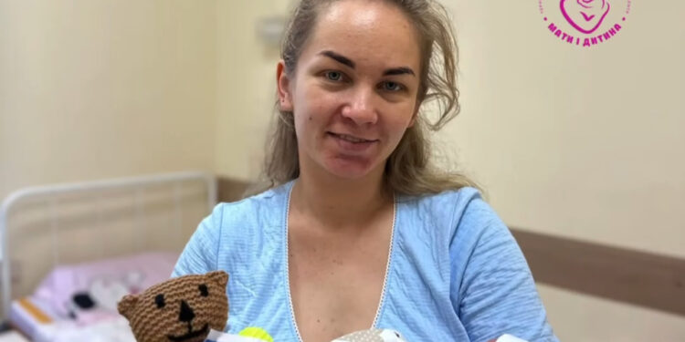 Мати і дитина