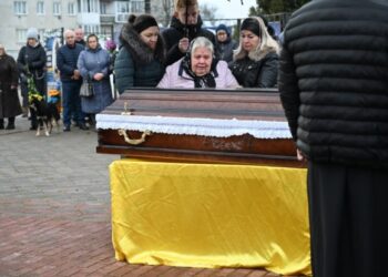 Фото прощання з бійцем