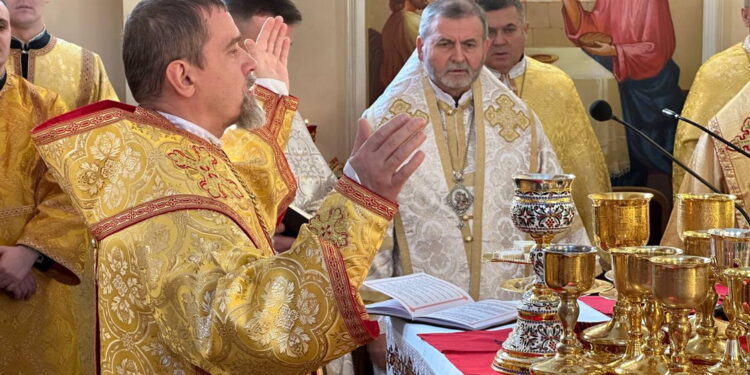 Фото Зарваниця