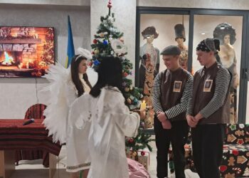 Свято Миколая у Галицькому коледжі. Фото Марія Дубас