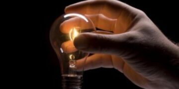 Новий графік відключення електрики 5 січня