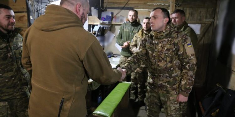 Нагороди вручив командир 105-ї бригади