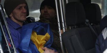 Група військових повернулася з російського полону