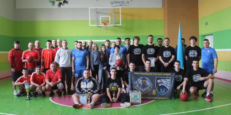 Турнір з баскетболу серед чоловічих команд