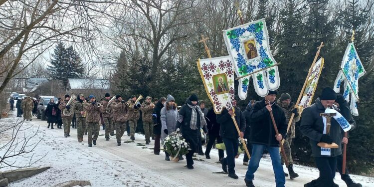 Із захисником Віктором Янчуком попрощалася Тернопільщина