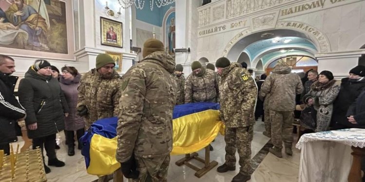 На Тернопільщині прощалися із загиблим Олегом Могилою