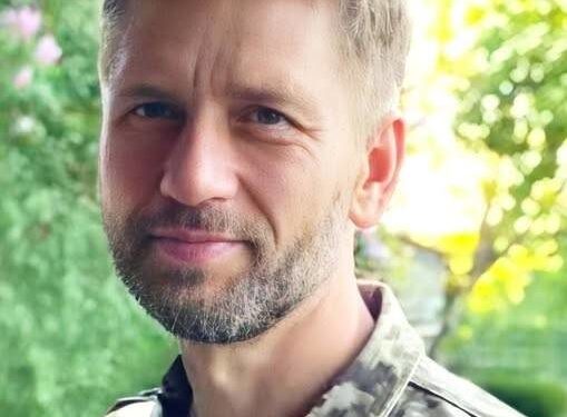 Попрощається із загиблим захисником Василем Мочулою