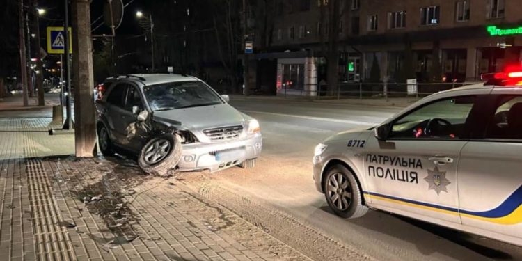 П'яний водій у Тернополі спричинив ДТП