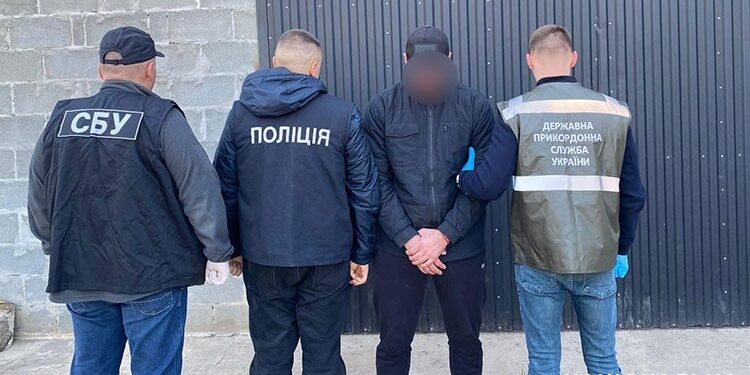 Слідчі завершили розслідування щодо злочинної групи