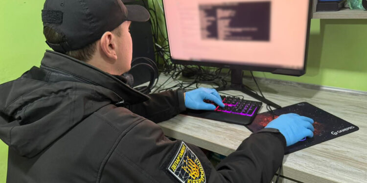 Заблокували канал нелегального трансферу за кордон