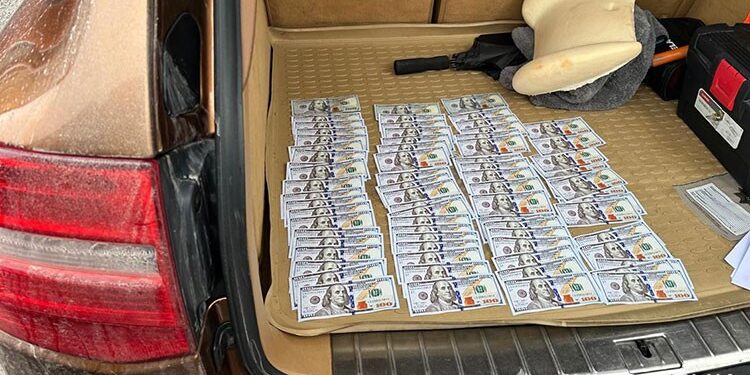 Затримали організатора схеми ухиляння від служби