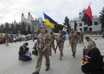 На Тернопільщині попрощалися із Олександром Лисаком