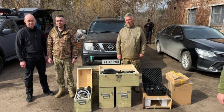 Автомобіль отримав 83 батальйон від Сергія Надала