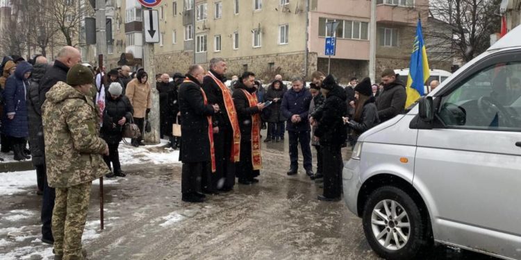 У Козівській громаді востаннє зустріли захисника Дмитра Дроздовського