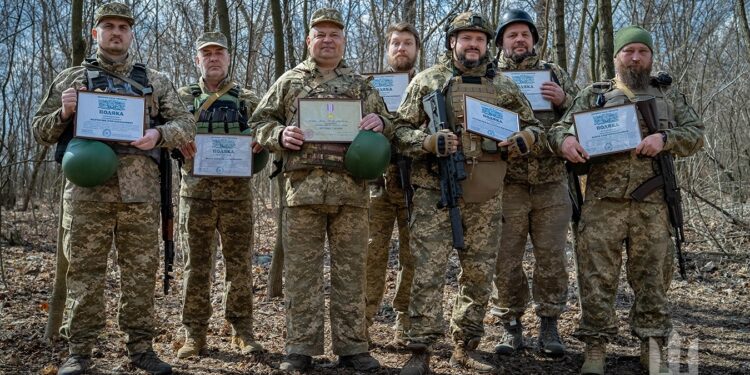 На передовій нагородили наших військових