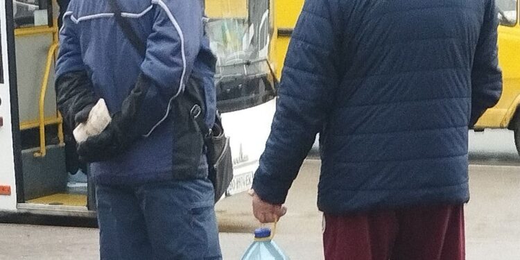 Першими у Тернополі прокидаються валютники