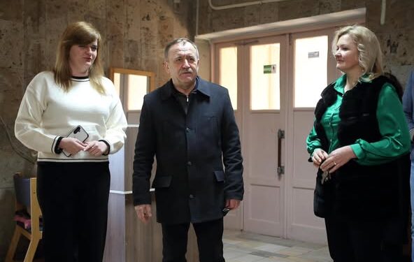 Сім закладів освіти релокували на Тернопільщину