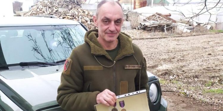Боєць отримав дві військові нагороди