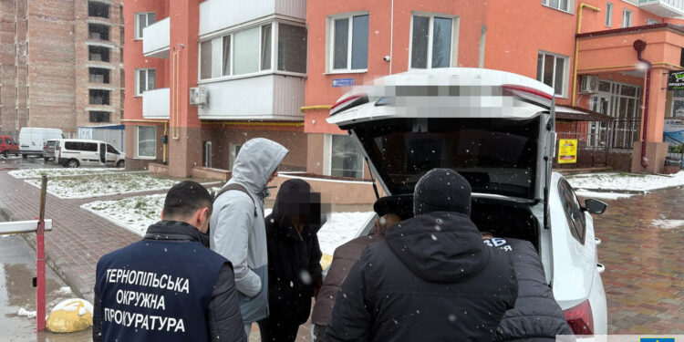 подружжя з Тернополя