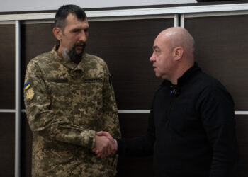 Тернопіль передав квадрокоптери для бригади захисників