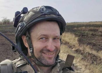 Від журналіста до сапера і літописця