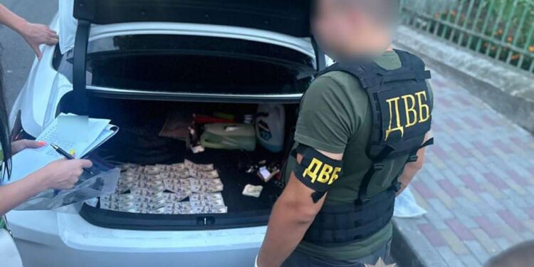 Працівнику ТЦК доведеться постати перед судом