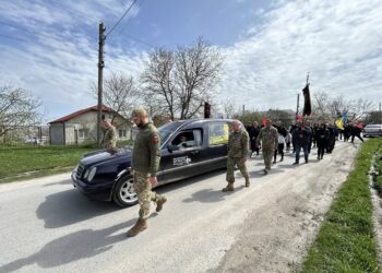 Тернопільщина прощалася із захисником Ігорем Колясою