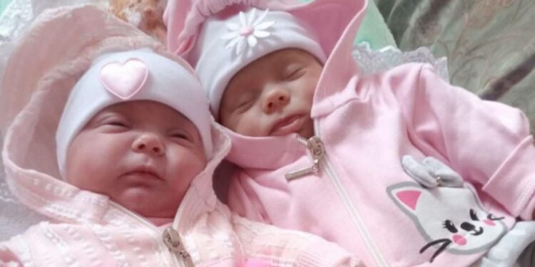 Тернопільський перинатальний центр виходив крихітних двійнят