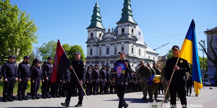 Тернопільщина попрощалася із захисником Василем Паньківим