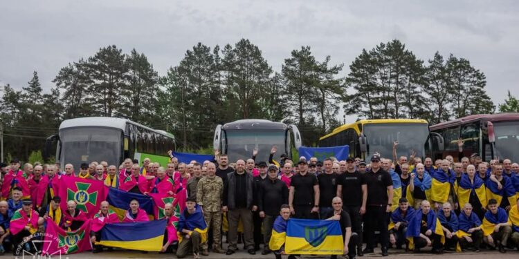 На Тернопільщину повернулися 14 захисників