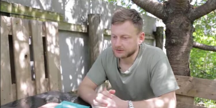 Історія поета із позивним Шекспір